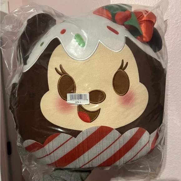 Disney Munchlings Minnie Mouse Holiday Toffee Pudding Plush Medium 15 3/4'' - Picture 3 of 3